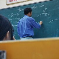 "Están muy entusiasmados", ChatGPT se convierte en el principal aliado de los profesores a la hora de corregir exámenes 