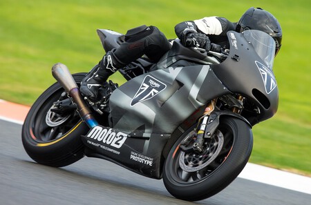 Motor Triumph 3 2022