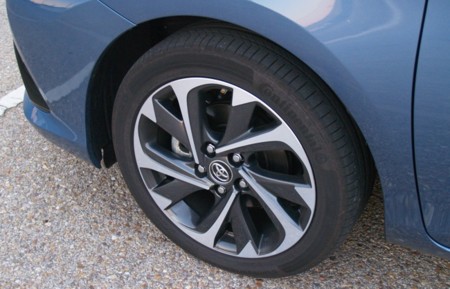 Toyota Auris 120t 20