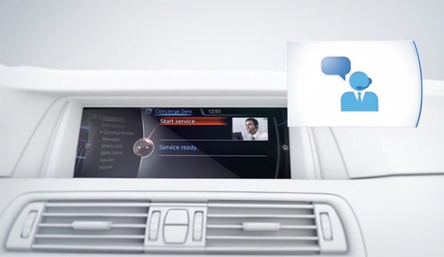Esto es lo bueno de tener un asistente personal en el coche al otro lado del teléfono