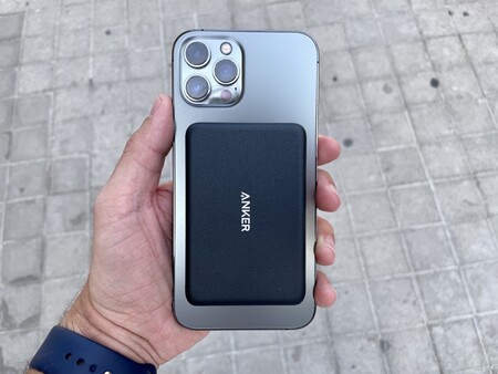 PowerCore Magnetic 5K de Anker: una batería MagSafe para tu iPhone 12 a precio de derribo