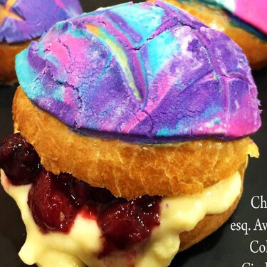 En esta cafetería de la Roma Norte tienen conchas rellenas que preparan al momento: prueba todos sus postres