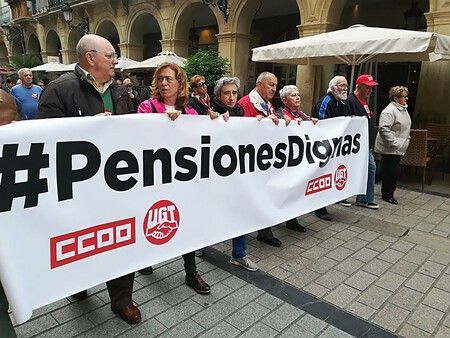 Más cotizaciones y más desempleo para no bajar ni un euro las pensiones de los boomers: un desastroso acuerdo intergeneracional