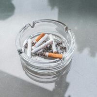 Si pensabas que puedes fumar en tu ventana, estás equivocado. Ya lo prohíben en Vigo