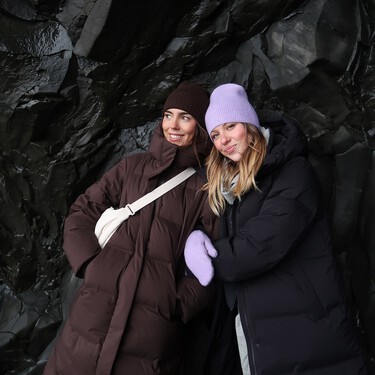 Ni Massimo Dutti, ni Zara: Stradivarius vende el plumífero térmico edición limitada más discreto y elegante 