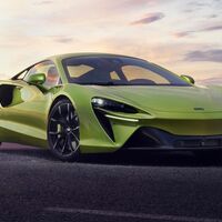 McLaren Artura: 680 hp, 0-100 km/h en 3 segundos y una mecánica híbrida enchufable para impulsarlo