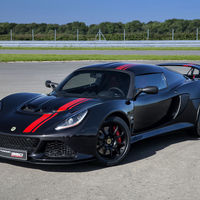 ¡Felices 50! Este Lotus Exige celebra el aniversario de la pista de Helthel