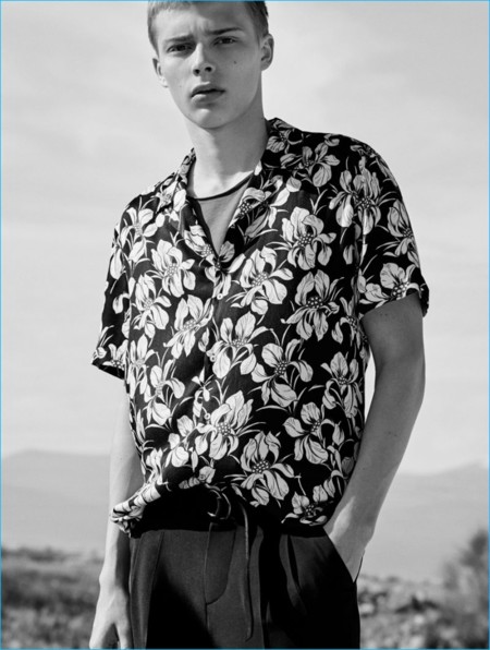 Zara apuesta por un verano lleno de inspiración y prints tropicales