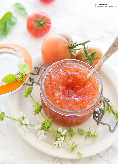 Mermelada de tomate y albahaca. Receta