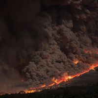 Qué son los incendios de sexta generación: los megaincendios que crean su propio tiempo 