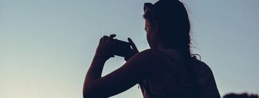 El 28% de la Generación Z sufre la misma exclusión digital que los mayores: esperan notificaciones del banco por canales no oficiales 