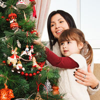 Las personas que decoran antes de tiempo su casa para la Navidad, son más felices y sociables, dicen los estudios
