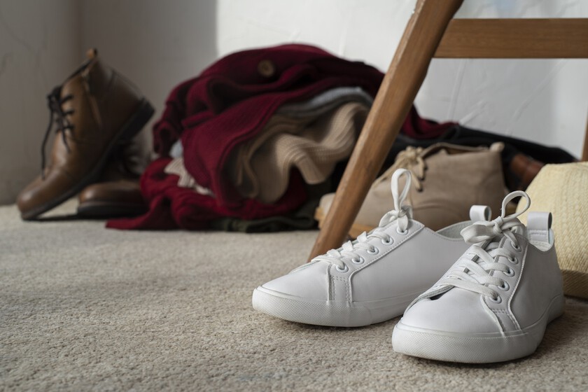 JYSK tiene el zapatero bonito que encaja en cualquier rincón: es ideal para tener el calzado a mano y cuesta muy poco dinero
