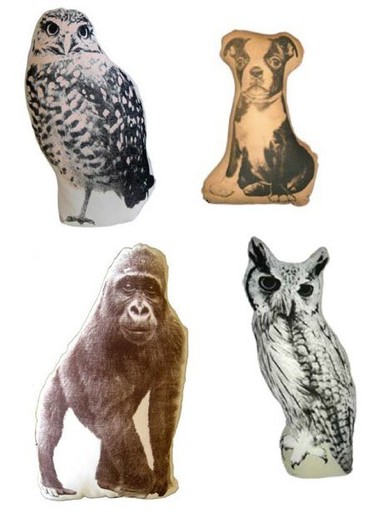 Cojines dibujados de dudoso gusto