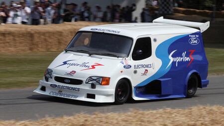 Ford Supervan 13