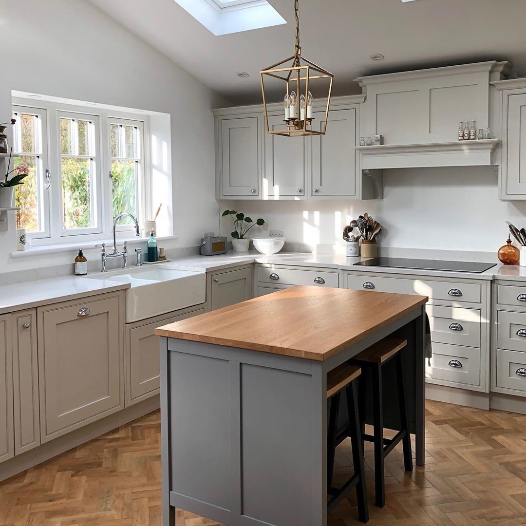 15 islas de cocina móviles para añadir superficie de trabajo y de