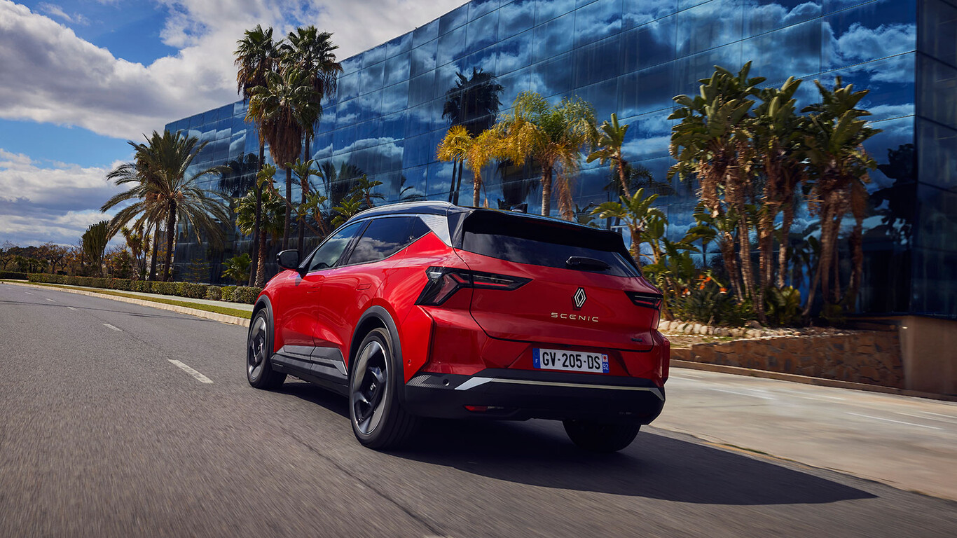 Probamos el nuevo Renault Scenic: no creía que me gustaría un SUV eléctrico pero del coche del año me ha convencido casi todo, menos su precio