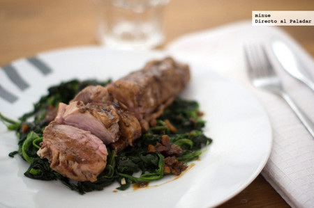 Solomillo de cerdo adobado con soja y ajo. Receta
