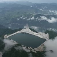 Donde tú ves una montaña, China ve una pila: está construyendo una megacentral hidroeléctrica de 2.100 MW en el Tíbet 