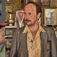 Santiago Segura se merienda a Pedro Almodóvar. 'Torrente Presidente' mantiene el número 1 en taquilla con cifras récord y aplasta a 'Amarga Navidad' 