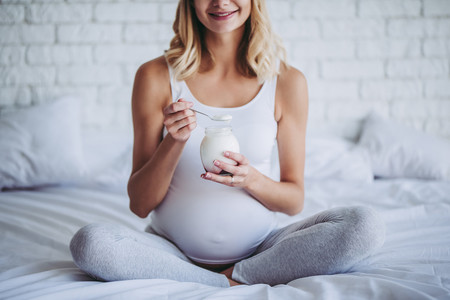 19 alimentos que necesitas para tener un embarazo sano, y cómo sumarlos en tu dieta