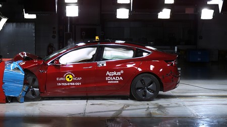 Tesla Model 3 obtiene cinco estrellas en las pruebas de Euro NCAP