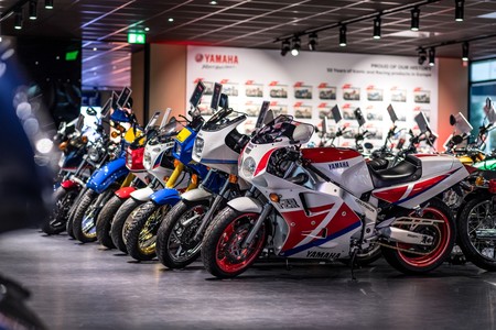 Yamaha inaugura un impresionante museo en Europa con motos míticas, pero no lo abrirá al público