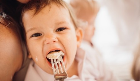 Las carnes en la alimentación infantil: cómo y cuándo ofrecerlas