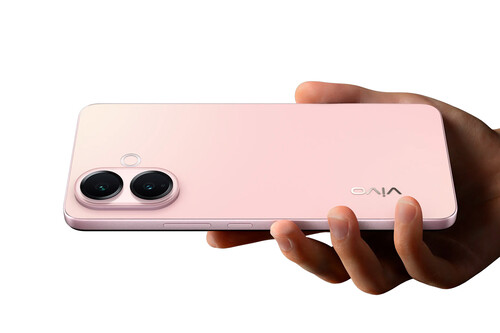 Celular Android con enorme batería y 12 GB de memoria RAM. Su flash utiliza inteligencia artificial