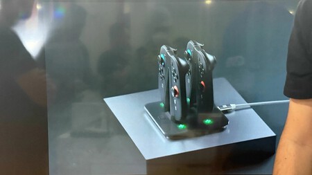 Nintendo sigue sin anunciar Switch 2, pero un tercero muestra sin reparos una réplica en el CES 2025