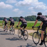 "Cada vez hay más malentendidos porque hay muchos más ciclistas". La DGT catalana se plantea restringir la circulación de ciclistas en algunas carreteras 