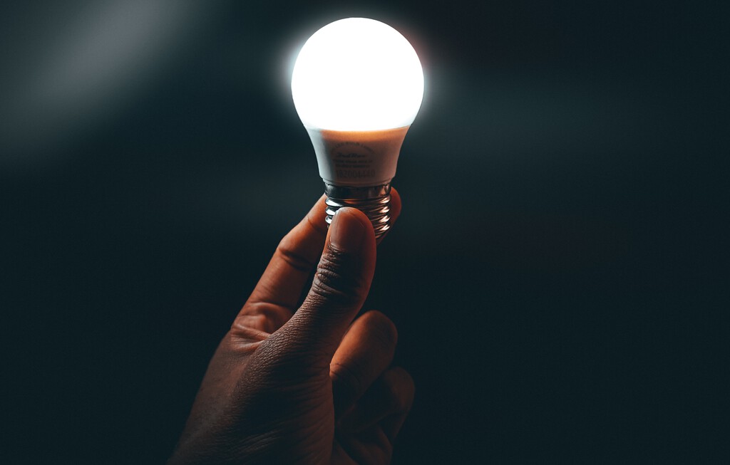 El Comparador de Ofertas de luz y gas la CNMC vuelve a funcionar: así puedes usarlo para encontrar la tarifa más barata