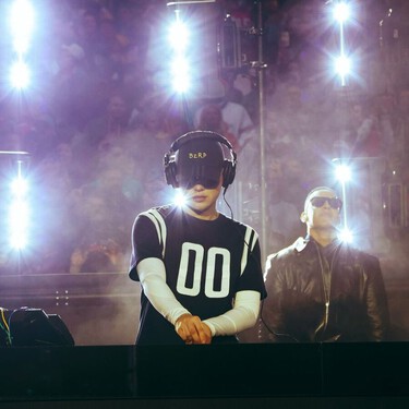 ¿Qué une a Bizarrap, Bad Bunny y Louis Vuitton? Estos auriculares con aire retro que se han convertido en objeto de deseo