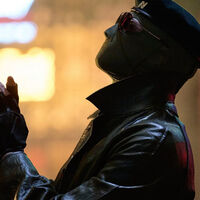 Si miras muy de cerca el nuevo tráiler del reboot del clásico sci-fi de Arnold Schwarzenegger, descubrirás un "cameo" del actor 