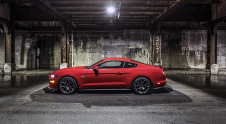 Mustang Performance Pack Level 2 8