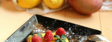 Milhojas sencillo de mango y frambuesas. Receta