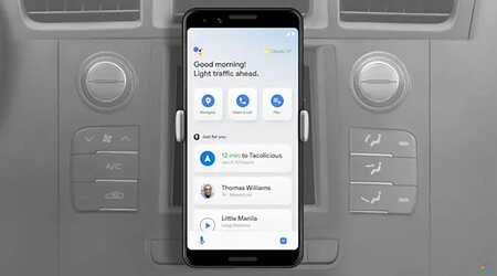 Android Auto para teléfonos móviles desaparece: ahora solo se podrá usar el Modo Conducción de Google Assistant