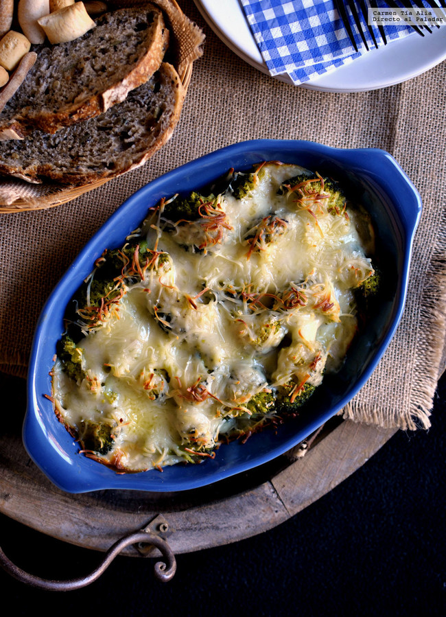 brócoli con bacon y bechamel