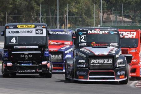 Antonio Albacete contiene a Buggyra y sigue líder del campeonato