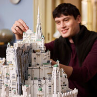 El set de LEGO más gigantesco de todo El Señor de los Anillos ya es oficial. Viene con 8.278 piezas y cuesta una pasta
