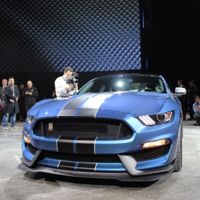 Ford anuncia el limitado número de unidades que producirá del Mustang Shelby GT350 2015