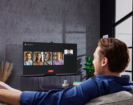 Samsung ya permite hacer videollamadas en sus teles Neo QLED y QLED de 2021 a través de la aplicación Google Duo
