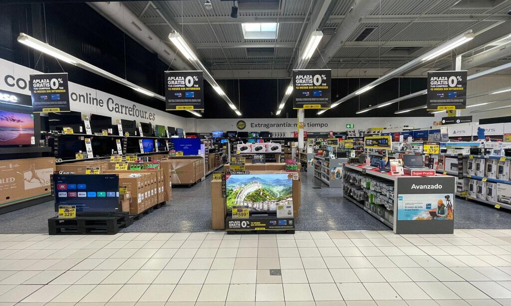 Carrefour deja a precio de outlet esta tele QLED Samsung de 55 pulgadas y te hace un regalo para tus próximas compras
