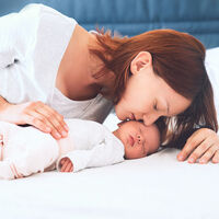 El Supremo zanja el tema: rechaza que las madres de familias monoparentales puedan sumar el permiso de paternidad 