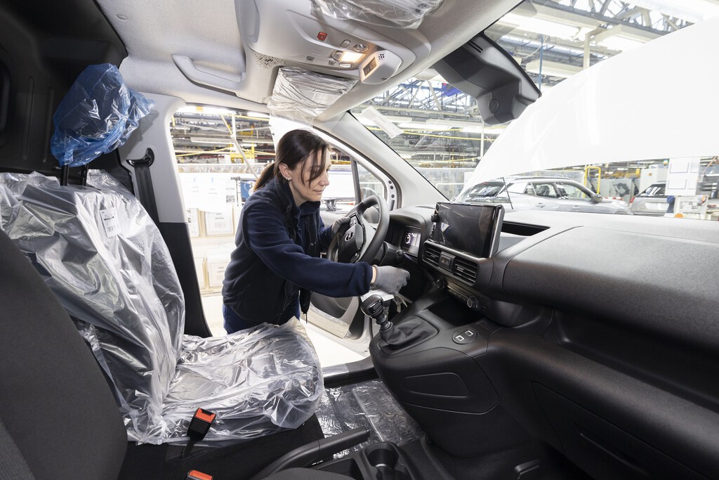 España adjudicó 20 millones de euros a Stellantis para crear empleo en Galicia. Europa ha impedido que le entreguen el dinero