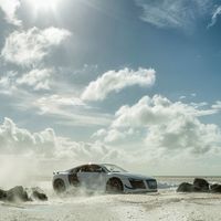 Cómo fotografiar un Audi R8 de 200.000 euros usando una maqueta de 40 dólares