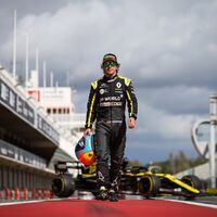 ¡Lo echábamos de menos! Renault enseña en vídeo cómo fue el regreso de Fernando Alonso a la Fórmula 1 en Barcelona