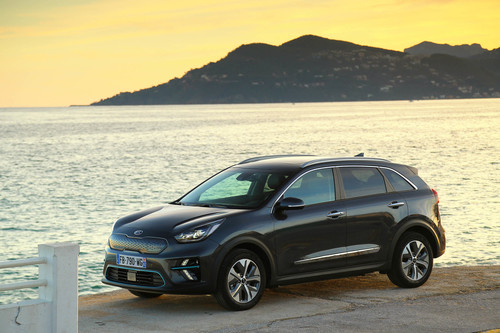 Los coches eléctricos que llegarán en 2019: Kia Niro EV, Peugeot 208, Volkswagen ID