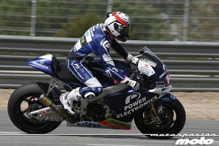 Randy De Puniet y Aleix Espargaró se quedan con Aspar en el 2013