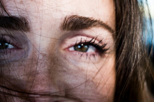 gel fijador cejas